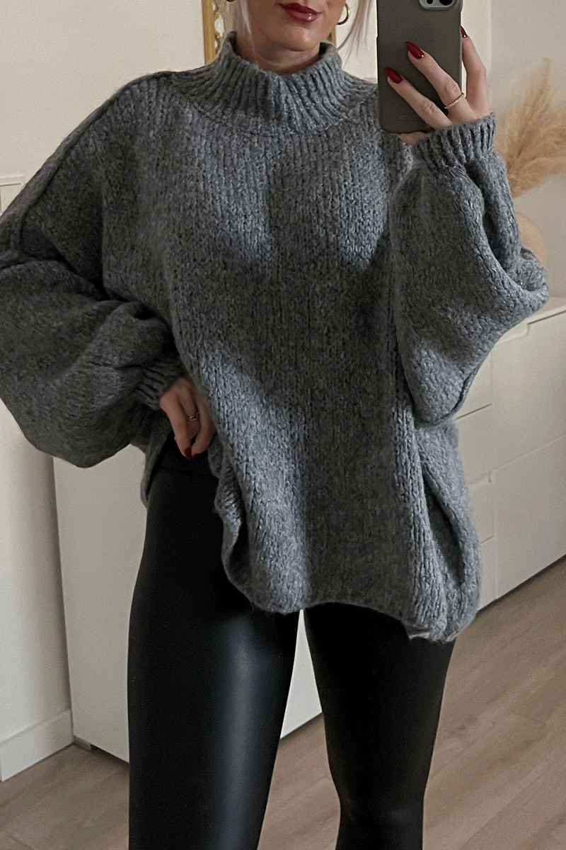 Gracefully Designed Jumper