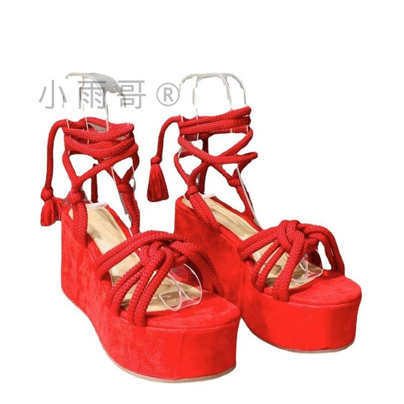 Chic Orthopedic Sandals with Unique Design