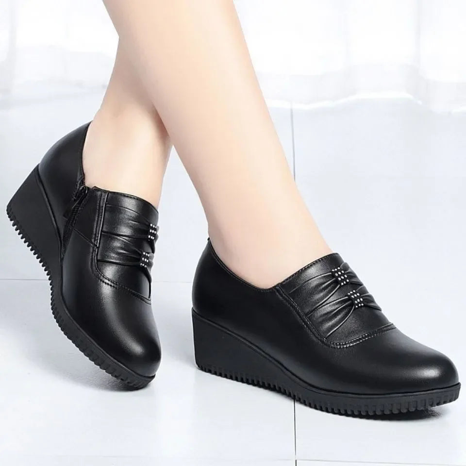 Durable and Supportive Orthopedic Shoes