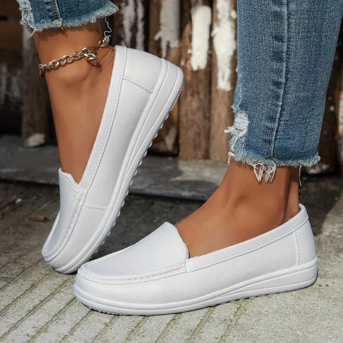 Durable and Supportive Orthopedic Shoes
