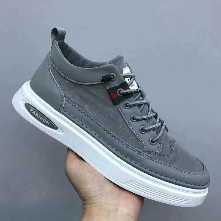 LM | Orthopaedic leisure shoes