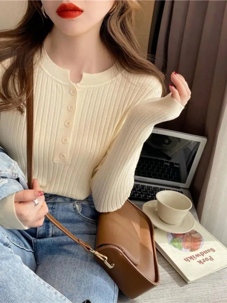 Timeless Vintage Style Jumper
