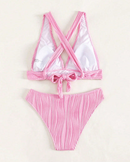 LM | Single-colored, sexy bikini with deep V-neckline
