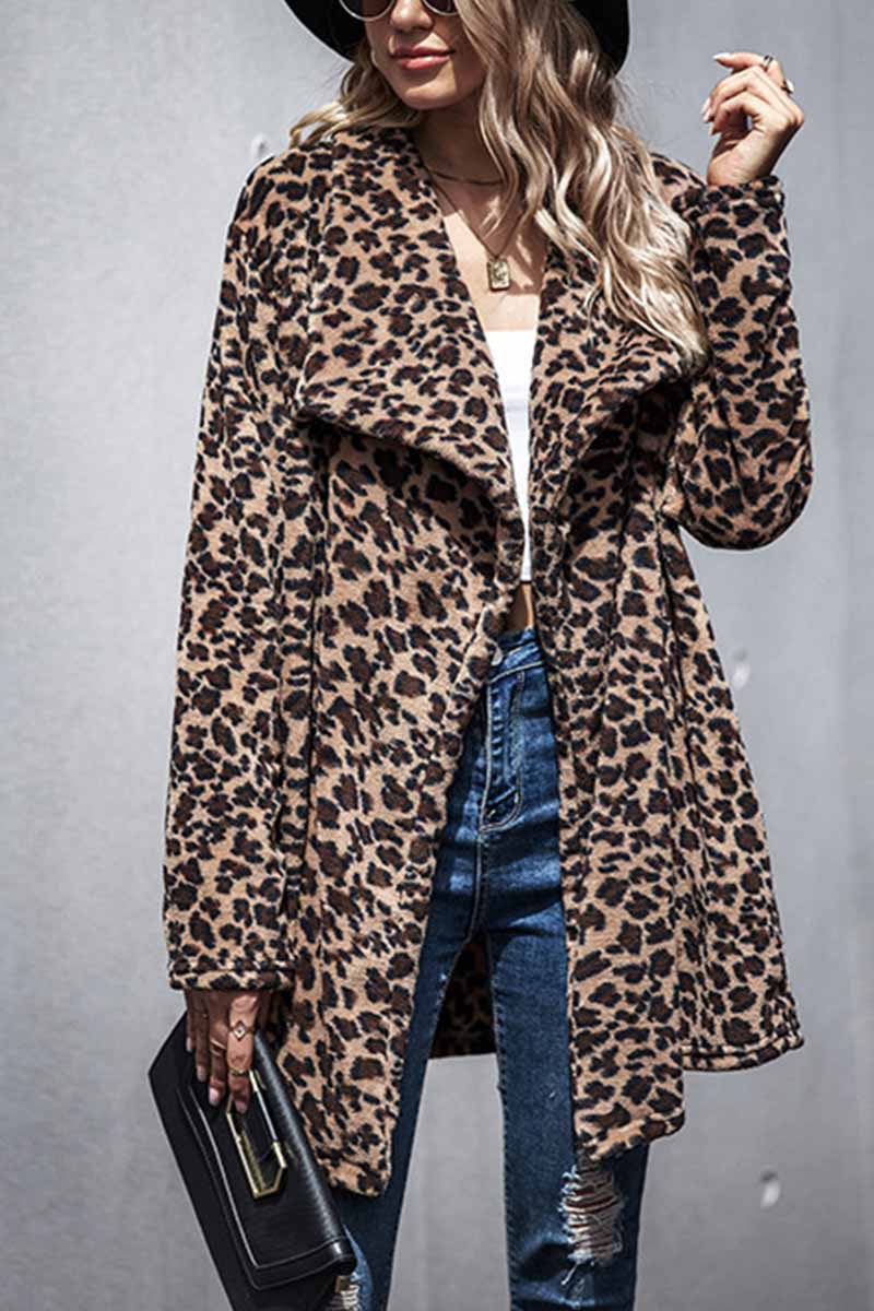 Eirlys | Fashionable and Minimalist winter Coat