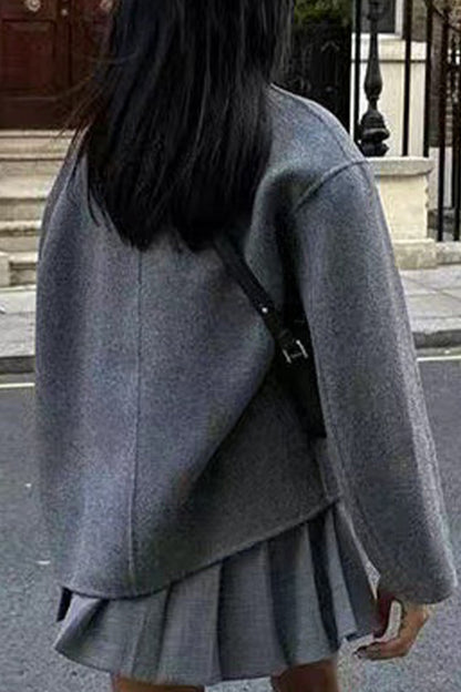 LM | Timeless and elegant garment