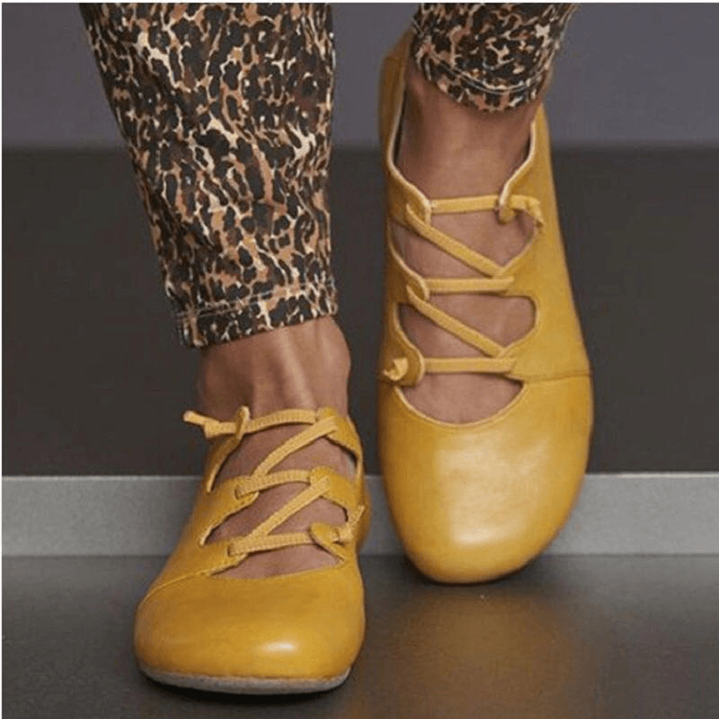 LM | Chic casual strappy flats