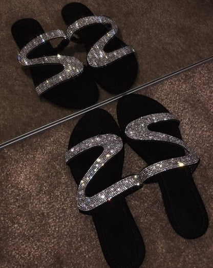 Graceful Orthopedic Sandals for Modern Look