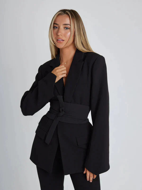 LM | Blazer with belt