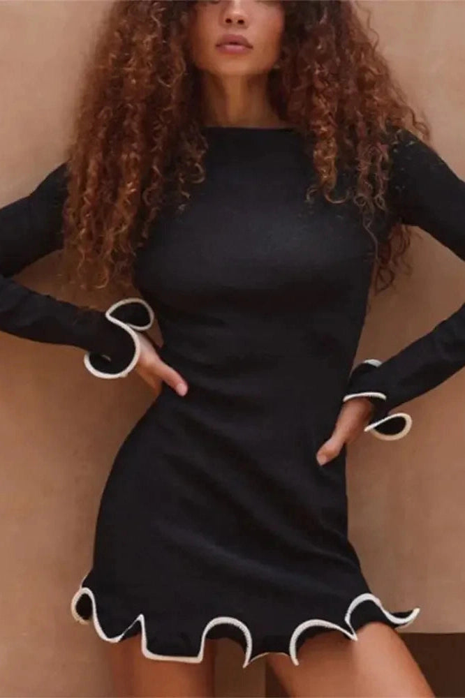 Beautifully Crafted Dress in a Classic Style