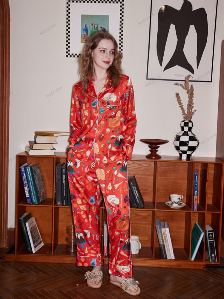 Timeless Vintage Style Garment