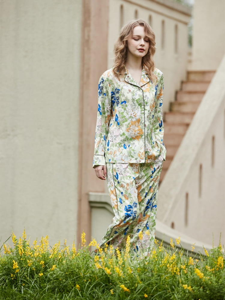Classic Designed Cardigan