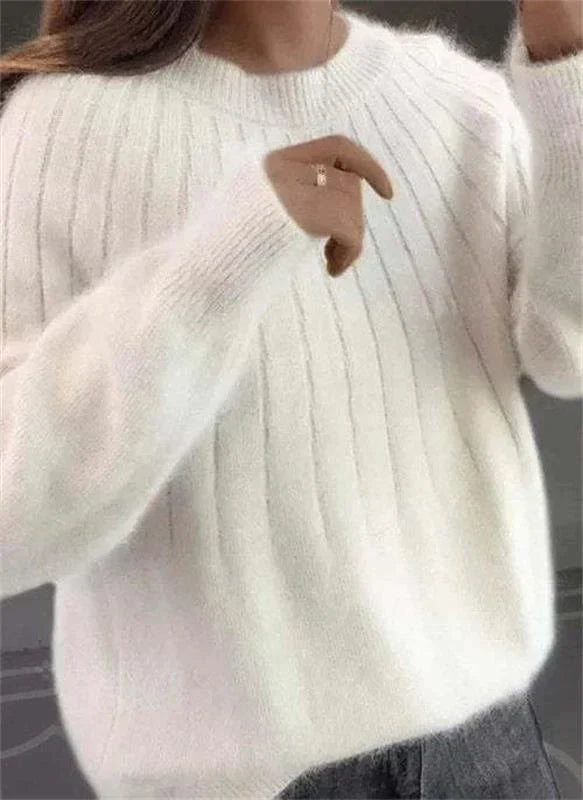 LM | Fluffy cashmere knit sweater