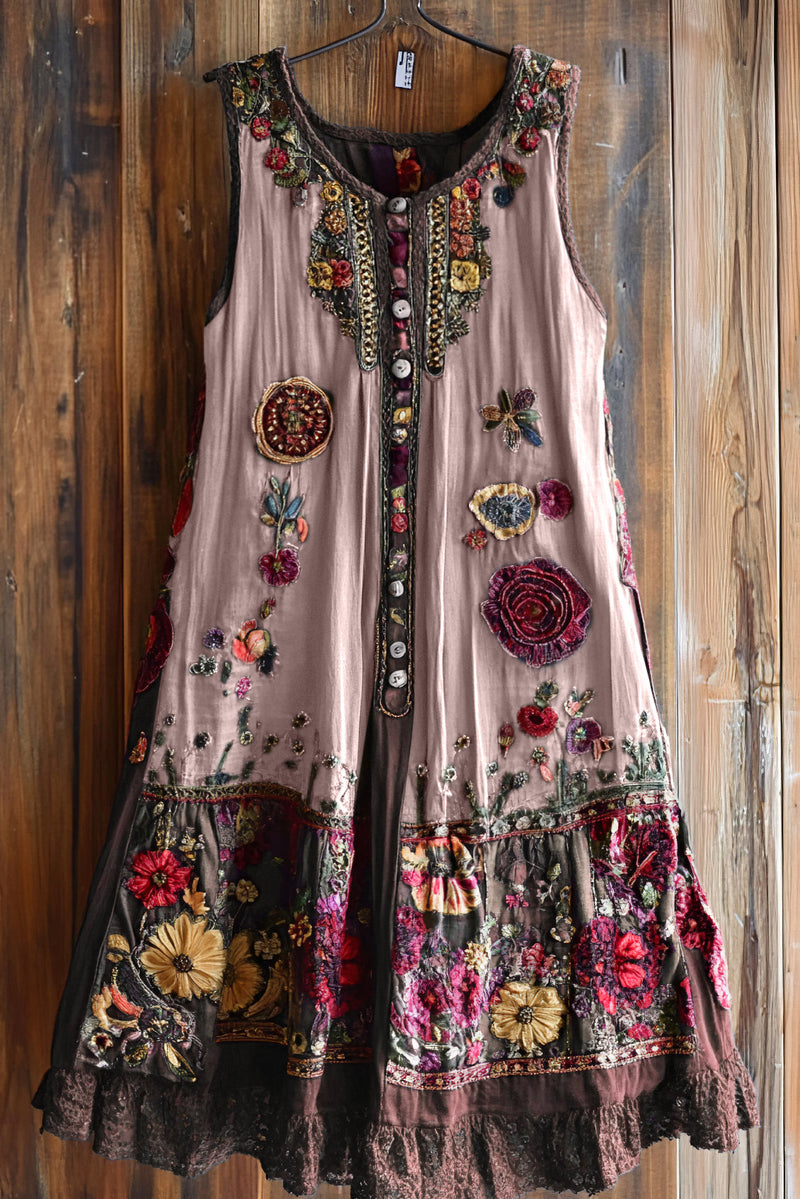 Timeless Vintage Style Dress