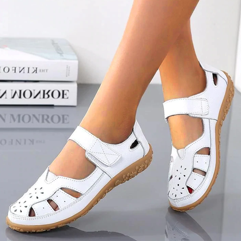 LM | Comfortable and lightweight sandals