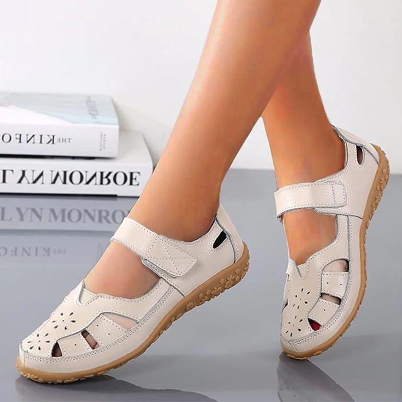 LM | Comfortable and lightweight sandals