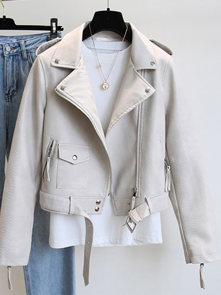 Mariana® | Timeless and elegant winter coat