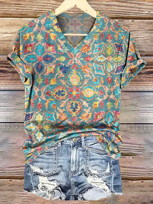 Women's Retro Folk Totem Art Pattern Print Casual V-neck T-shirt