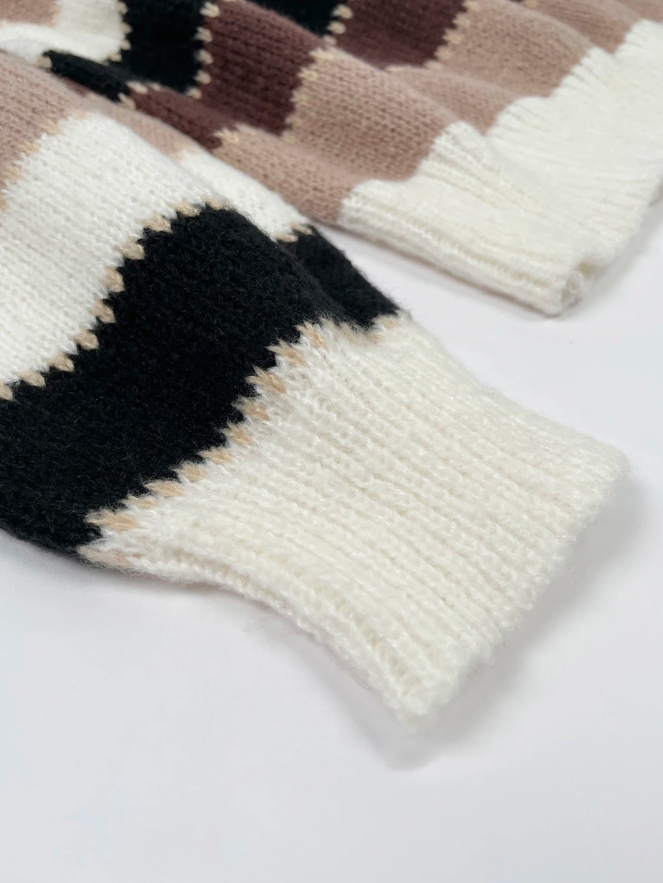 LM | Striped knitted sweater