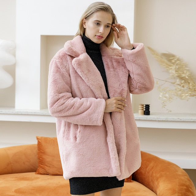 Sanna | Effortless and Trendy winter Coat