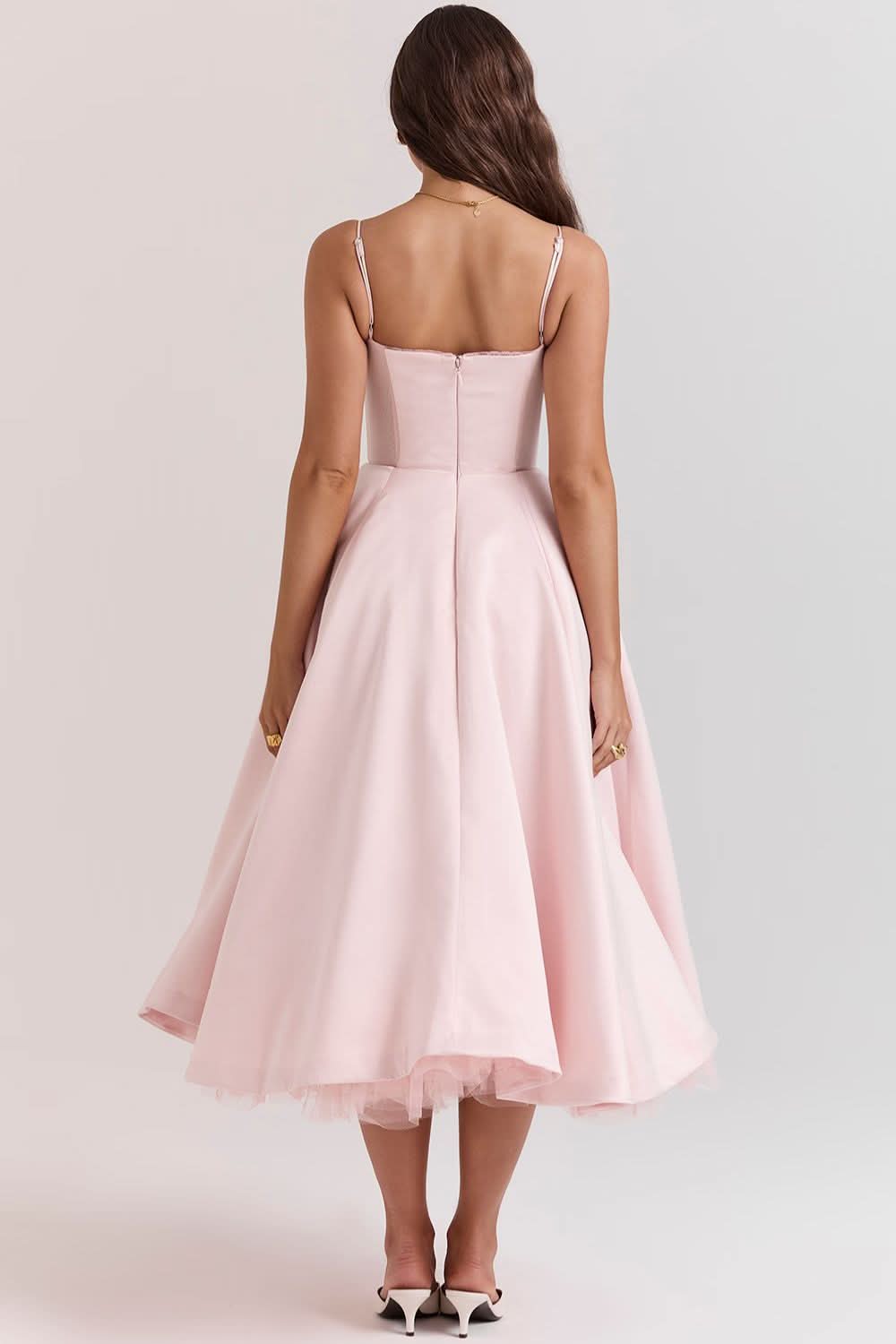 Classic Vintage Dress with a Flattering Fit