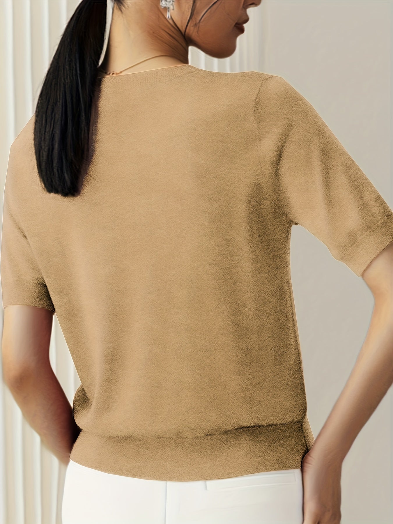 LM | Versatile and comfortable sweater