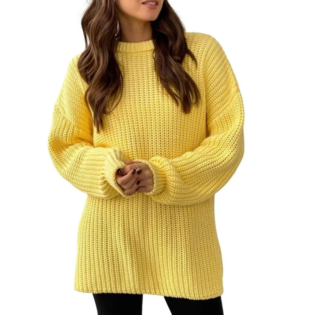 LM | Cozy knitted sweater with a round neckline