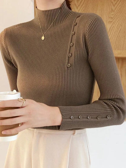 LM | MW - Elegant sweater with decorative buttons and stand-up collar