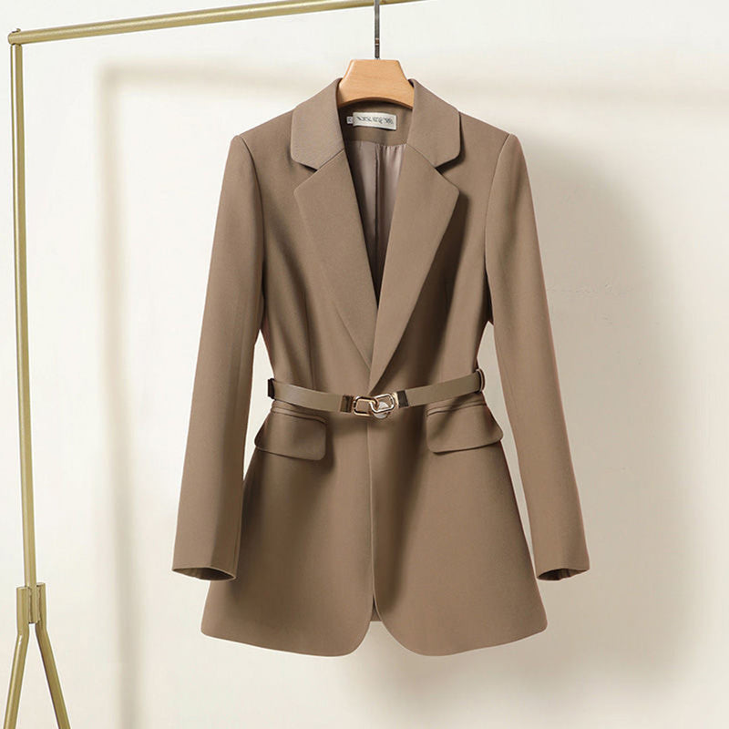 LM | Elegant ladies' blazer