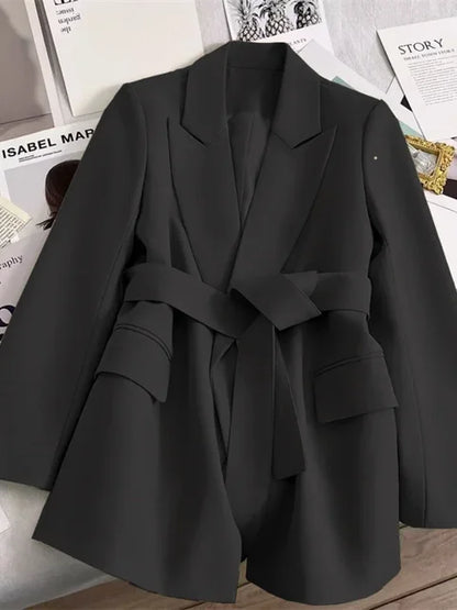 LM | elegant ladies' blazer