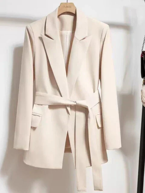 LM | elegant ladies' blazer