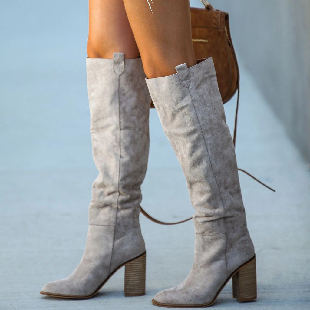 Graceful Orthopedic Boots for Modern Look