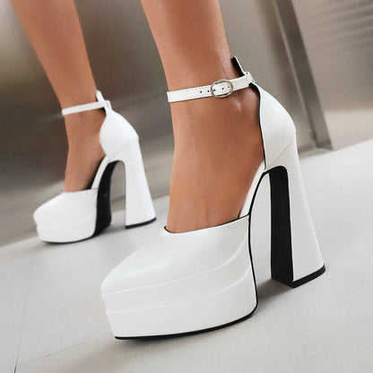 Chic Orthopedic Sandals with Unique Design