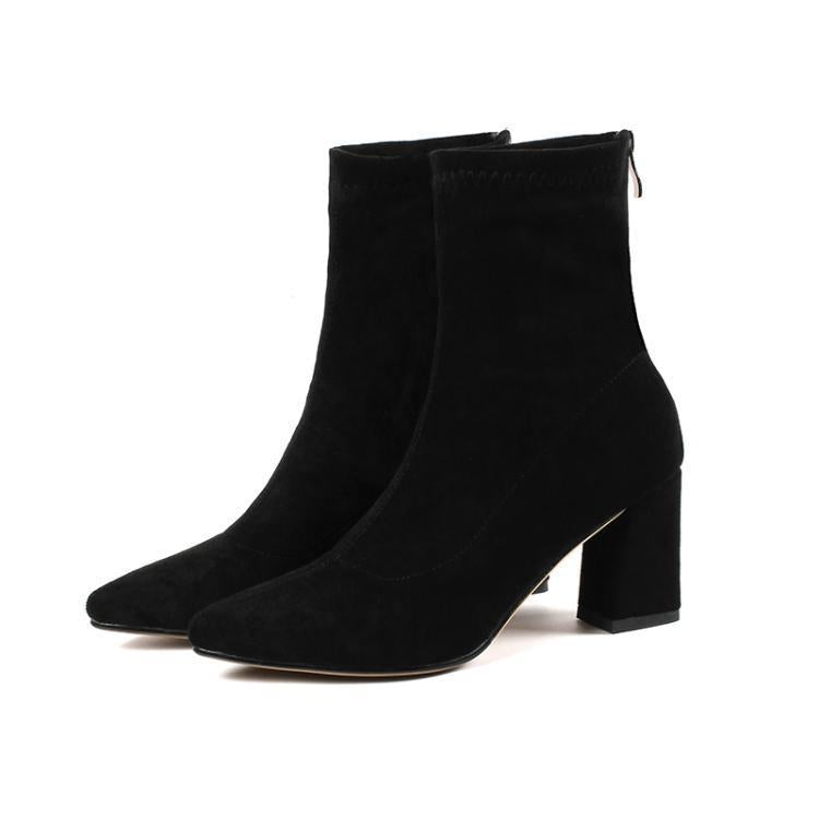 Graceful Orthopedic Boots for Modern Look