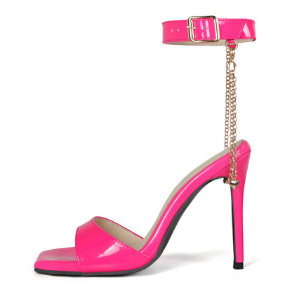 Graceful Orthopedic Sandals for Modern Look