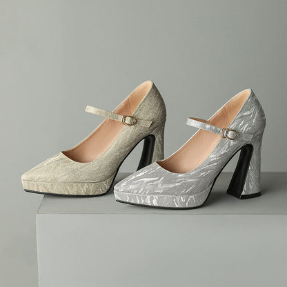 Chic Orthopedic Shoes with Unique Design