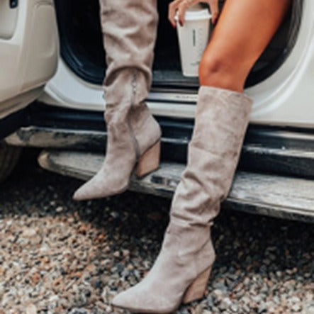 Graceful Orthopedic Boots for Modern Look