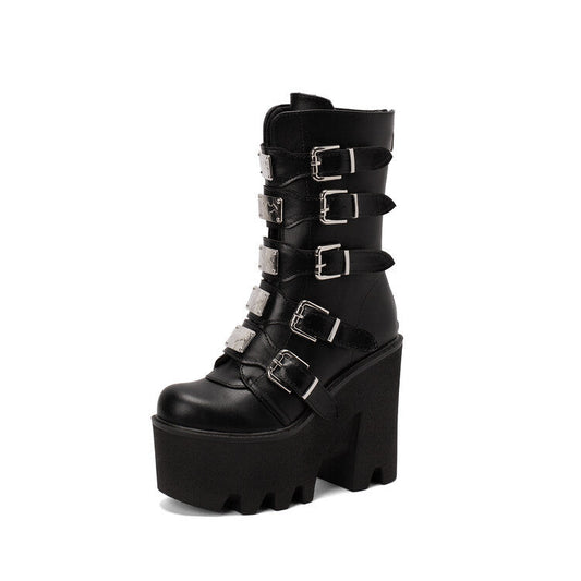 Graceful Orthopedic Boots for Modern Look