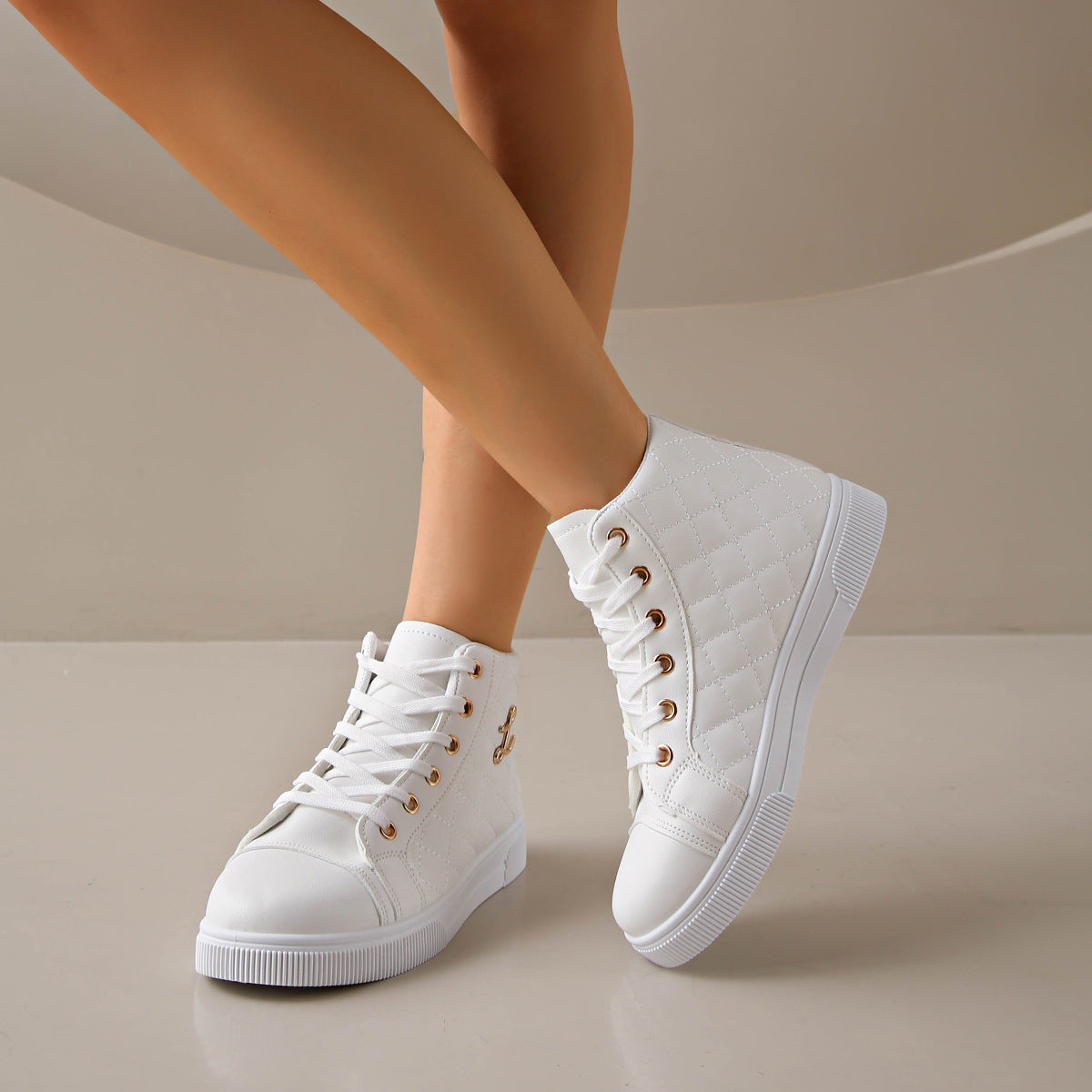 Graceful Orthopedic Trainers for Modern Look