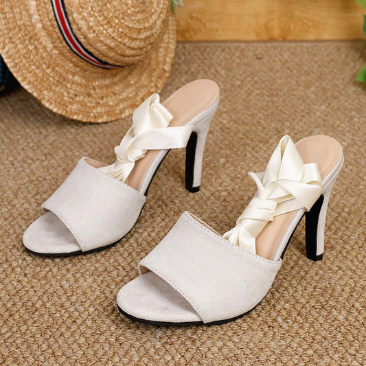Graceful Orthopedic Sandals for Modern Look