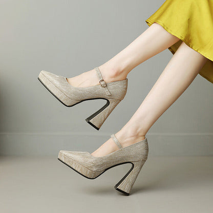 Chic Orthopedic Shoes with Unique Design