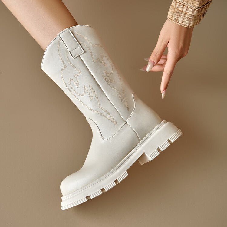 Graceful Orthopedic Boots for Modern Look