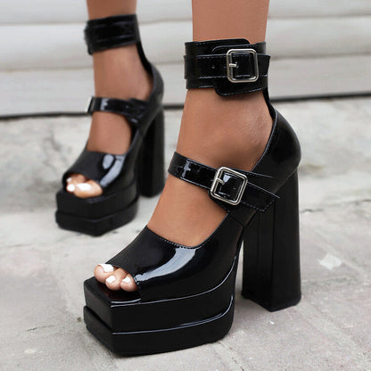 Graceful Orthopedic Boots for Modern Look