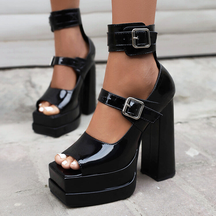 Graceful Orthopedic Boots for Modern Look