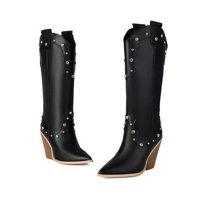 Graceful Orthopedic Boots for Modern Look
