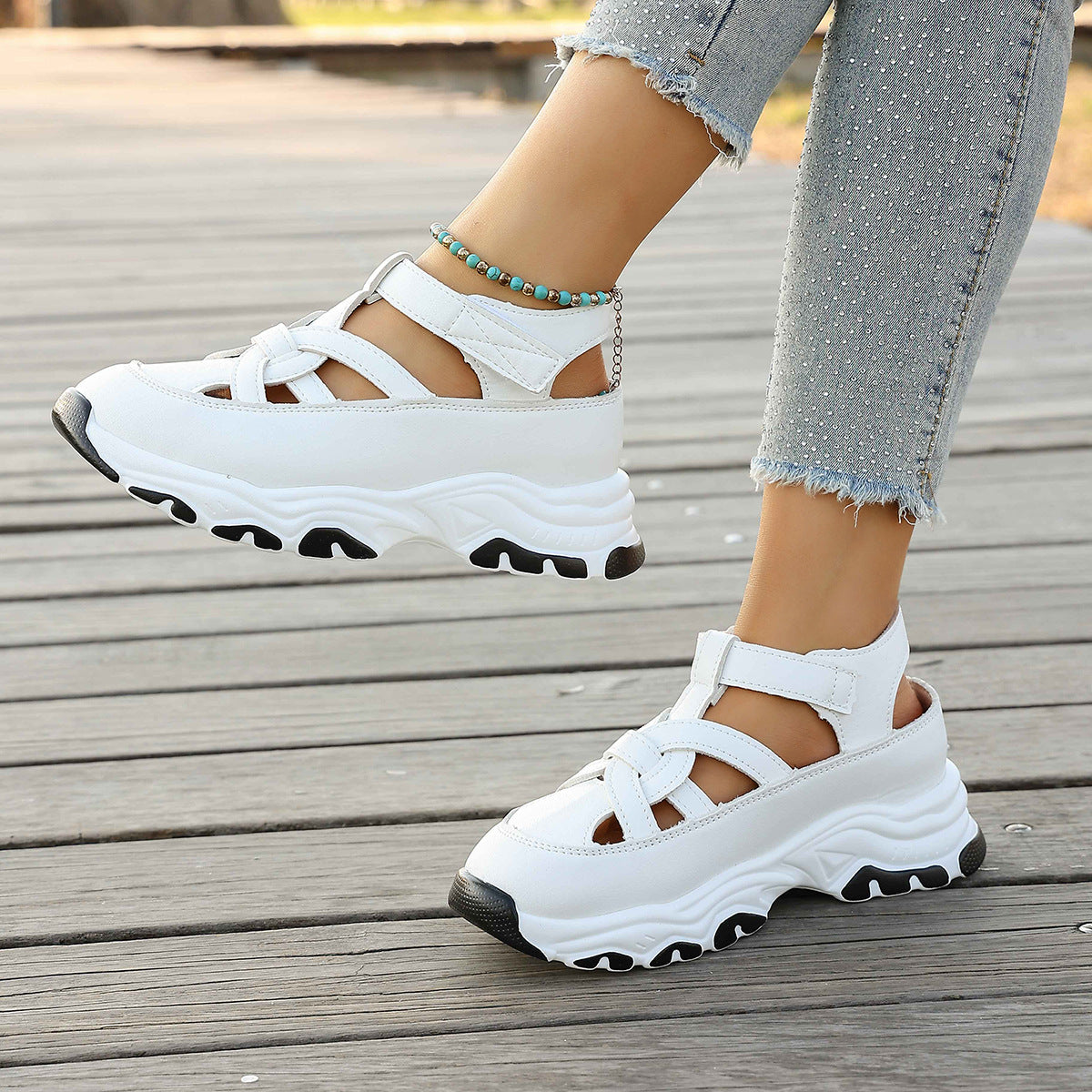 Graceful Orthopedic Shoes for Modern Look
