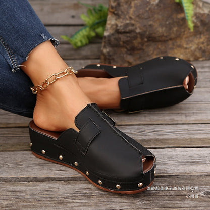 Chic Orthopedic Shoes with Unique Design