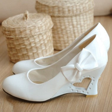 Chic Orthopedic Shoes with Unique Design