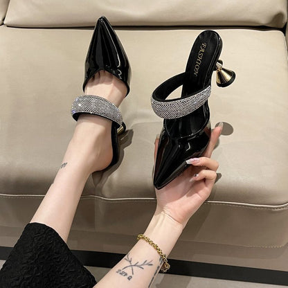 Graceful Orthopedic Sandals for Modern Look