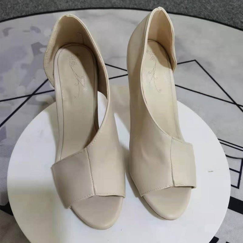 Graceful Orthopedic Sandals for Modern Look
