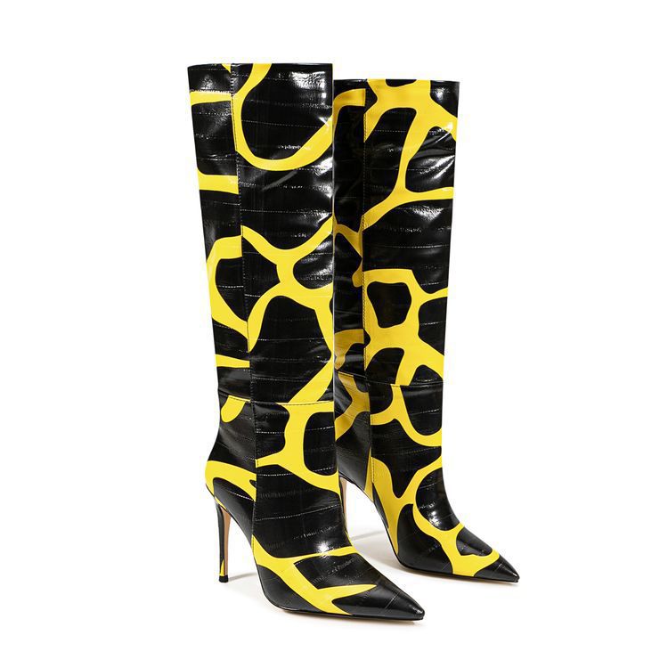 Graceful Orthopedic Boots for Modern Look